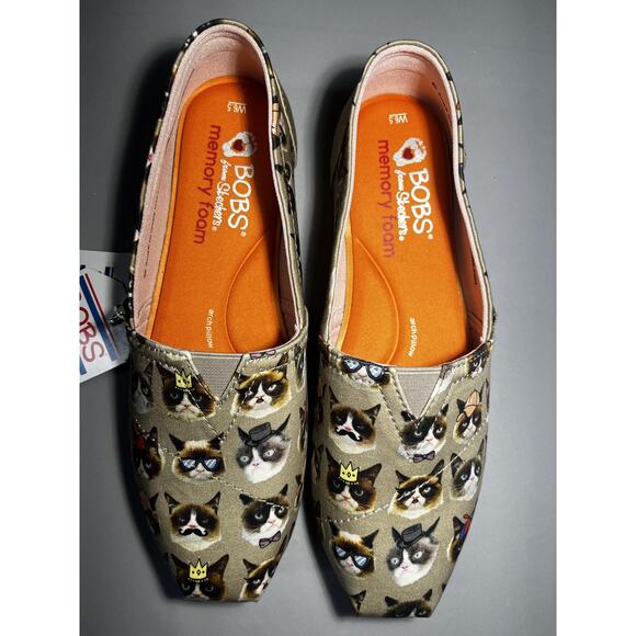 Skechers BOBS Shoes Womens Size 6.5 Tan Cat Print Slip On Memory Foam 33108 - Picture 6 of 8